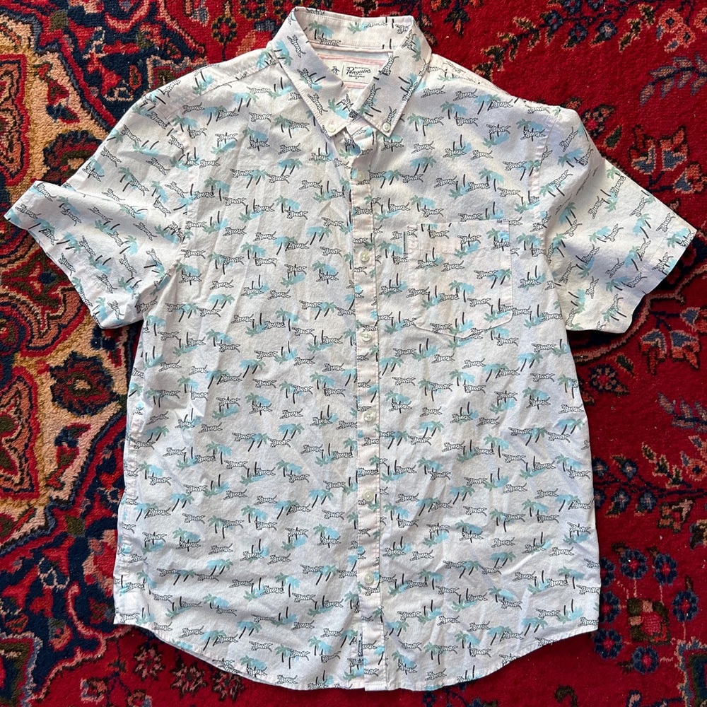 Men’s Original Penguin Size Large Short Sleeve Button Down in White Cheetah